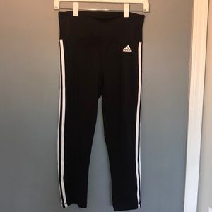 Cropped Adidas Leggings
